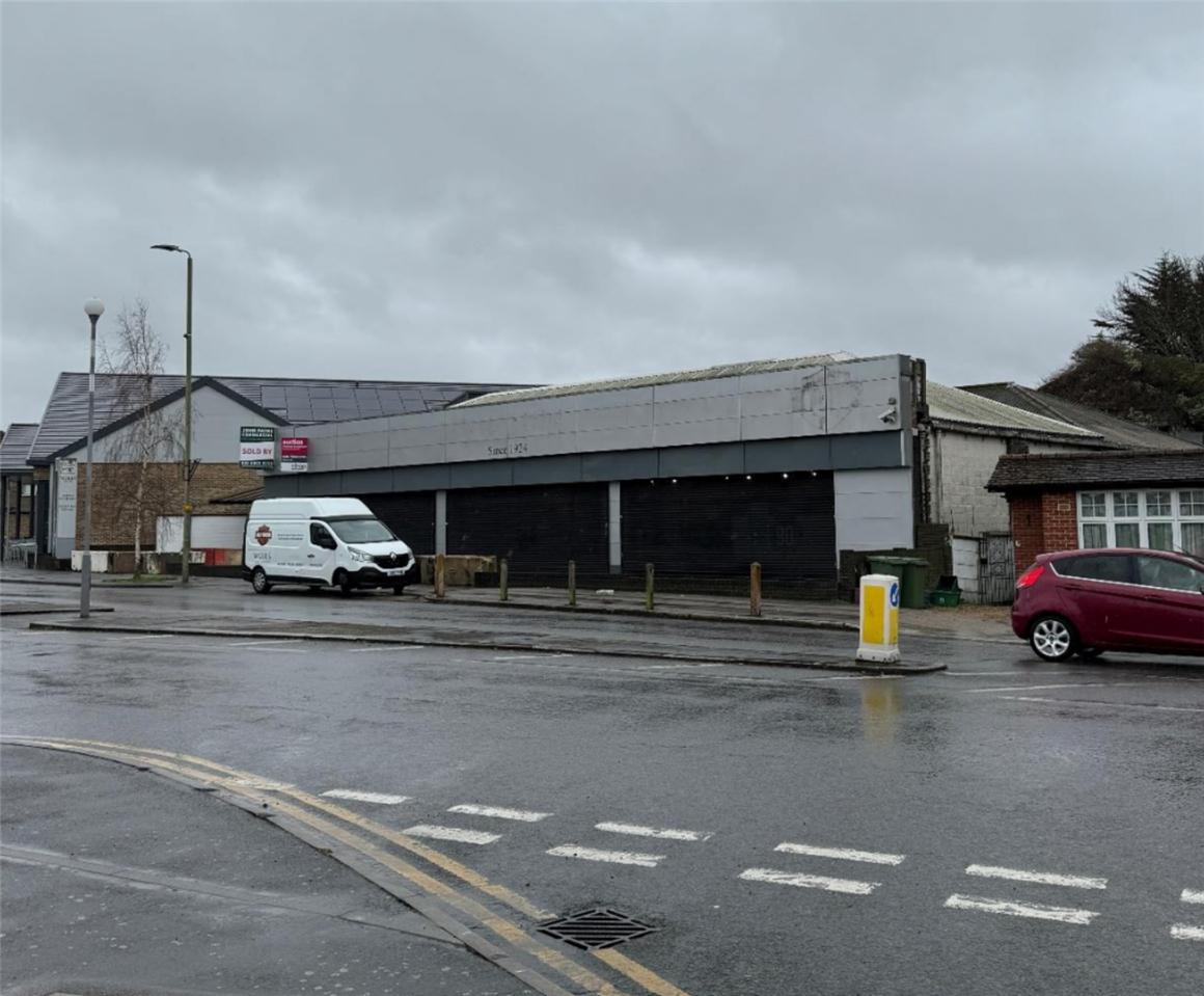 Vehicle showroom case study — South London